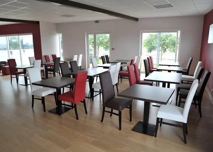 Hotel Le Relais De *