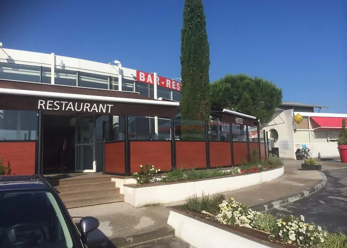 Hotel Le Relais De Barbezieux-Saint-Hilaire