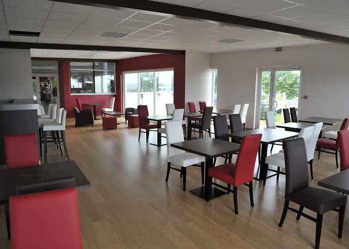 Hotel Le Relais De Barbezieux-Saint-Hilaire